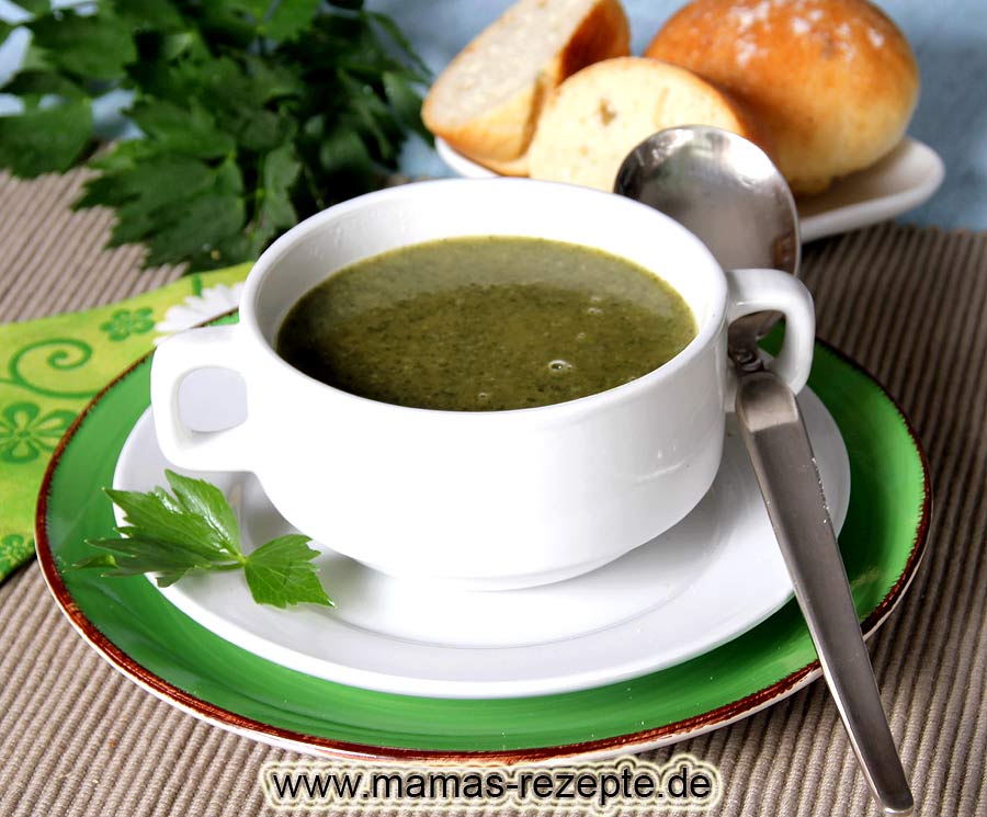 Brennnessel Suppe Rezept | Mamas Rezepte - mit Bild und Kalorienangaben