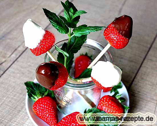 Erdbeeren mit Schokolade | Mamas Rezepte - mit Bild und Kalorienangaben