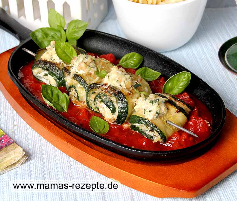 Gefüllte Zucchini Röllchen | Mamas Rezepte - mit Bild und Kalorienangaben