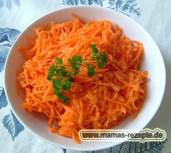 Karottensalat Rezept | Mamas Rezepte - mit Bild und Kalorienangaben