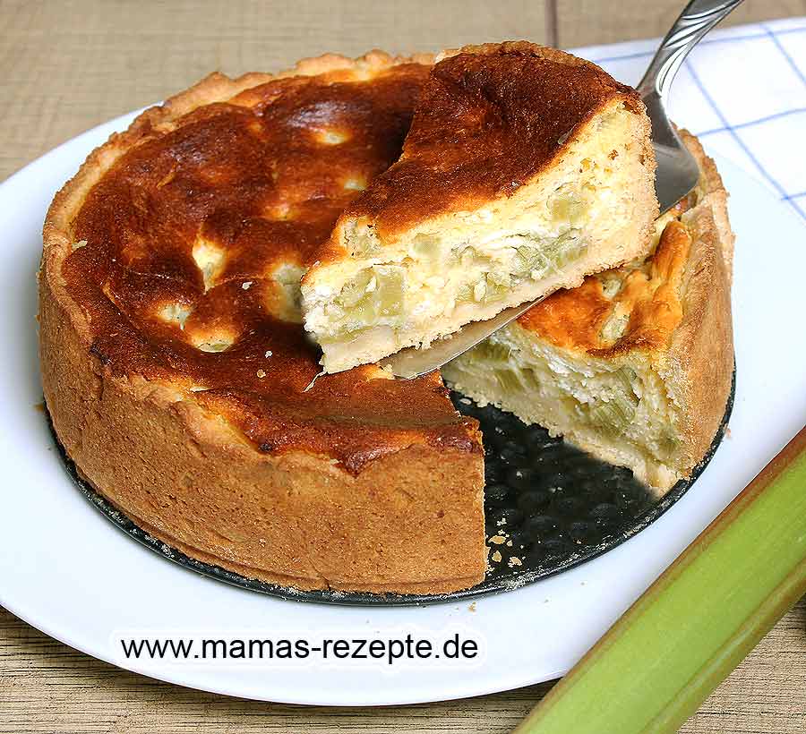Rhabarberkuchen mit Quark | Mamas Rezepte - mit Bild und Kalorienangaben