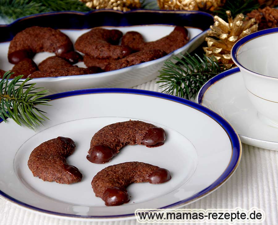 Schokoladenkipferl | Mamas Rezepte - mit Bild und Kalorienangaben