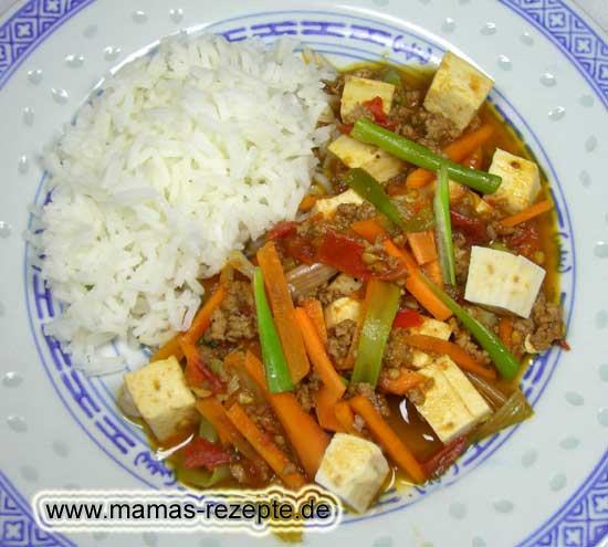 Hackfleisch-Tofu-Gericht | Mamas Rezepte - mit Bild und Kalorienangaben