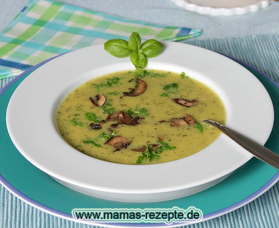 Zucchini-Haferflocken Suppe | Mamas Rezepte - mit Bild und Kalorienangaben