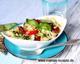 Ausserhalb oder im Bild oben rechts klicken zum Schließen. Bild von Italienischer Nudelsalat
