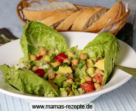 Bild von Kichererbsen Salat mit Avocado