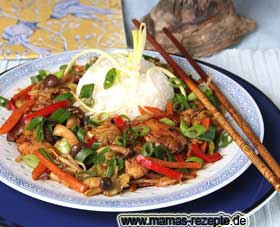 Bild von Asiatische Hähnchen-Gemüsepfanne