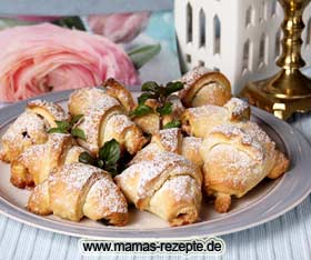 Ausserhalb oder im Bild oben rechts klicken zum Schließen. Bild von Mürbe Cranberry Hörnchen