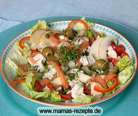 Bild von Hähnchen-Räucherlachs-Salat