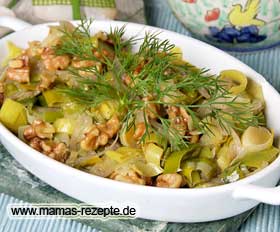 Ausserhalb oder im Bild oben rechts klicken zum Schließen. Bild von Lauchgemüse mit Walnüssen