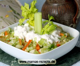 Bild von Staudensellerie Birnen Käse Salat